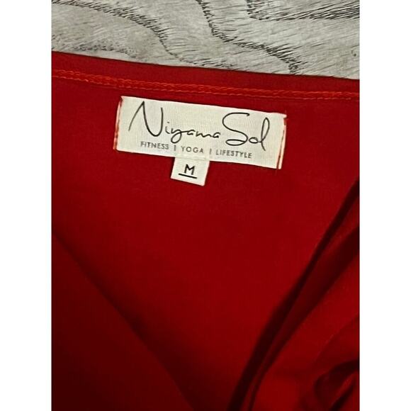 EUC Niyama Sol red/orange wrap crop tank top activewear yoga sz M - Picture 5 of 5